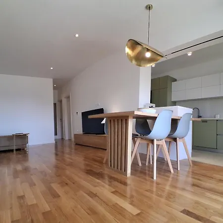 I&r Apartment Bibinje